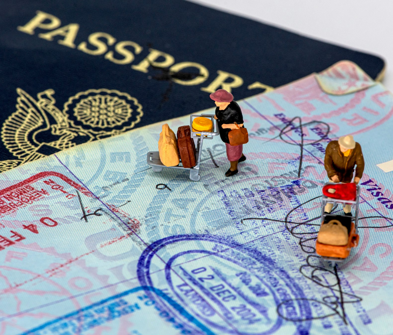 how to get travel visa for dubai